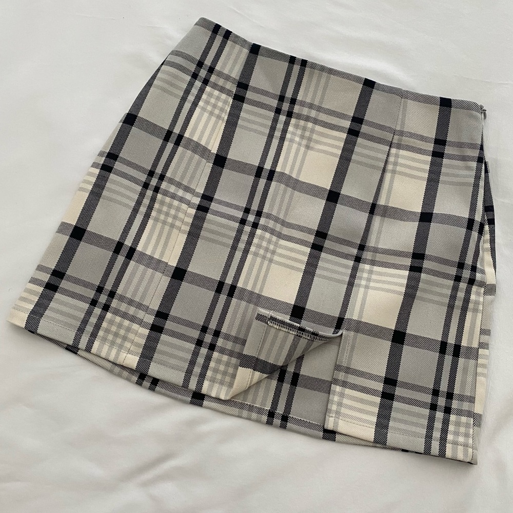 *NEW* Plaid Mini Skirt